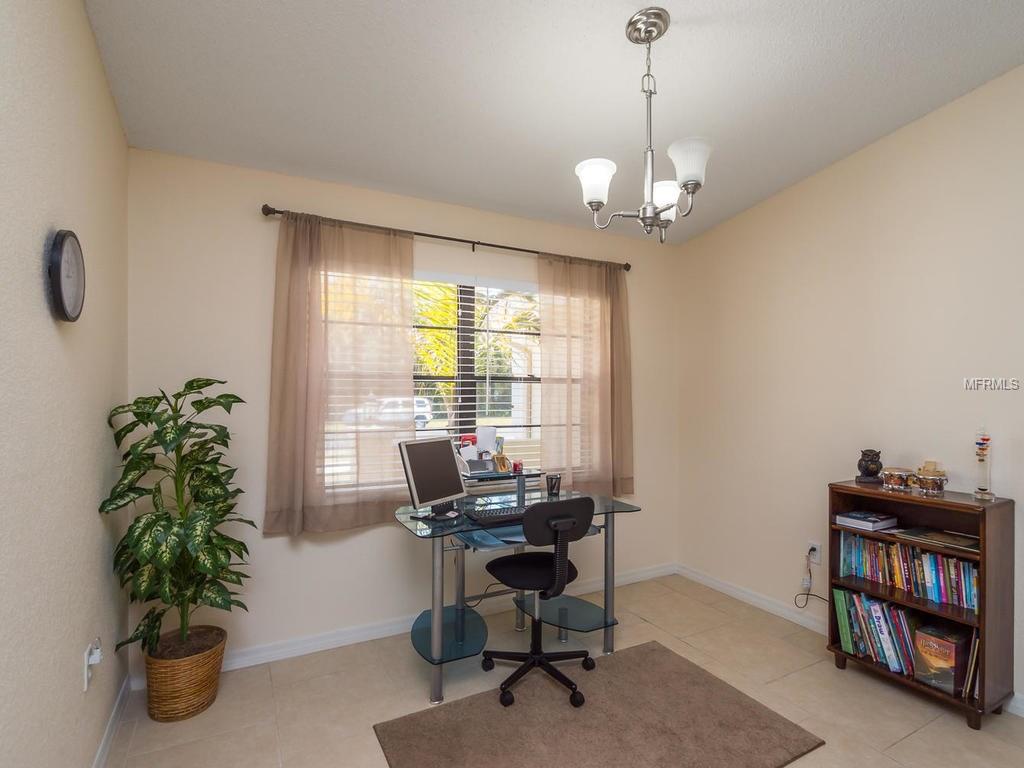 720 EASTPOINTE PARKWAY, SARASOTA, Florida 34232, 3 Bedrooms Bedrooms, 8 Rooms Rooms,2 BathroomsBathrooms,Residential,For sale,EASTPOINTE,A4208378