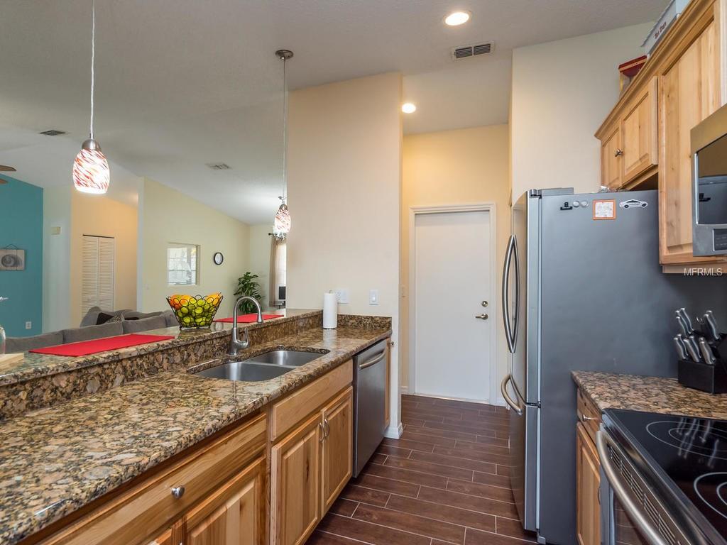 720 EASTPOINTE PARKWAY, SARASOTA, Florida 34232, 3 Bedrooms Bedrooms, 8 Rooms Rooms,2 BathroomsBathrooms,Residential,For sale,EASTPOINTE,A4208378