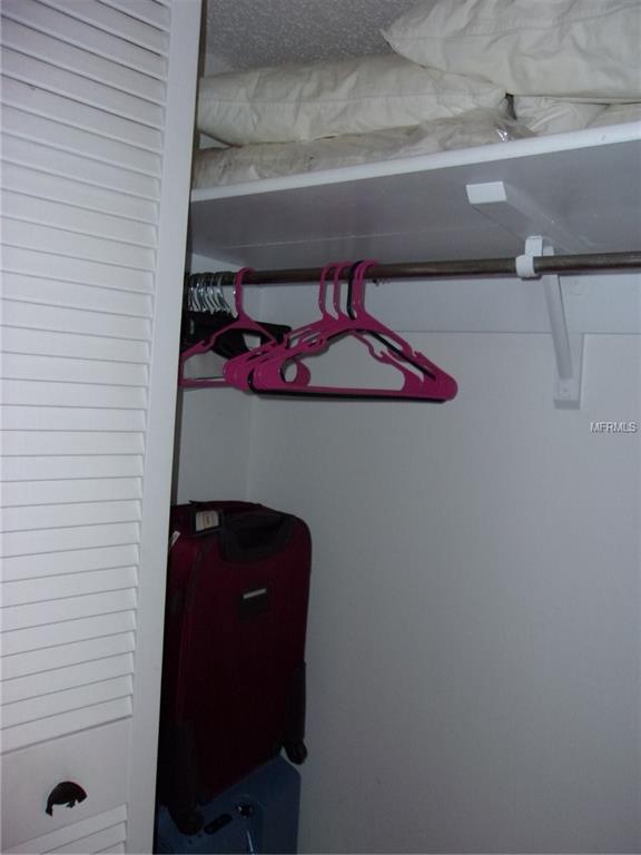 8750 MIDNIGHT PASS ROAD, SARASOTA, Florida 34242, 1 Bedroom Bedrooms, 5 Rooms Rooms,1 BathroomBathrooms,Residential,For sale,MIDNIGHT PASS,N5916215