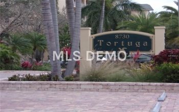 8750 MIDNIGHT PASS ROAD, SARASOTA, Florida 34242, 1 Bedroom Bedrooms, 5 Rooms Rooms,1 BathroomBathrooms,Residential,For sale,MIDNIGHT PASS,N5916215