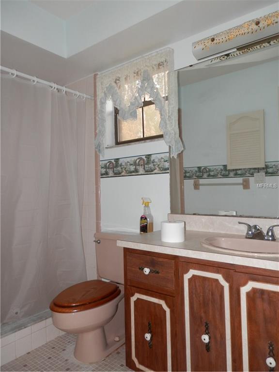 1739 SAXON BOULEVARD, DELTONA, Florida 32725, 3 Bedrooms Bedrooms, 10 Rooms Rooms,2 BathroomsBathrooms,Residential,For sale,SAXON,V4722933