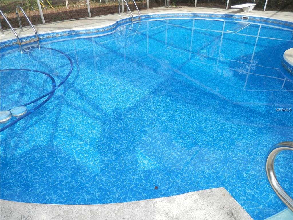 1739 SAXON BOULEVARD, DELTONA, Florida 32725, 3 Bedrooms Bedrooms, 10 Rooms Rooms,2 BathroomsBathrooms,Residential,For sale,SAXON,V4722933