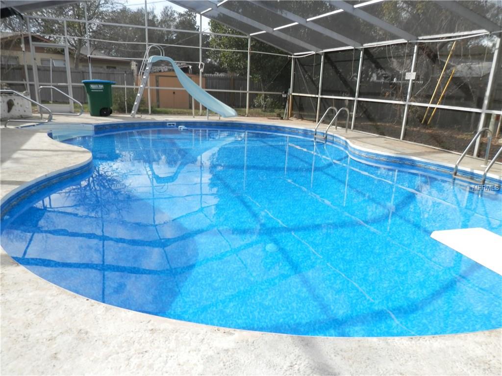 1739 SAXON BOULEVARD, DELTONA, Florida 32725, 3 Bedrooms Bedrooms, 10 Rooms Rooms,2 BathroomsBathrooms,Residential,For sale,SAXON,V4722933