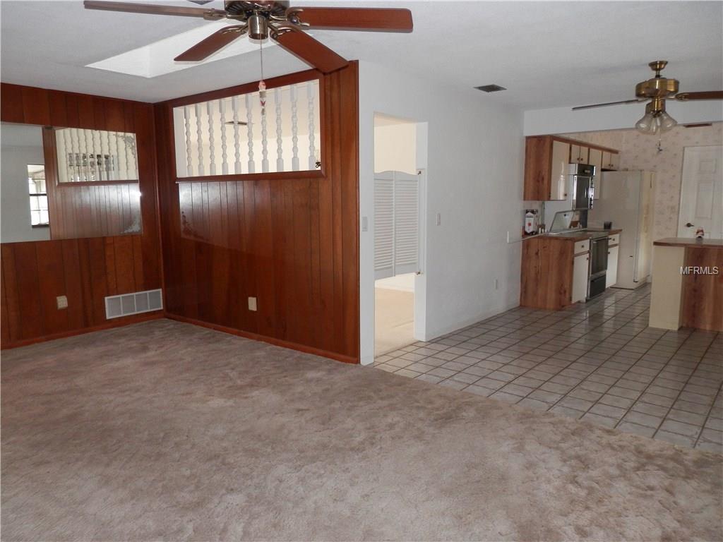 1739 SAXON BOULEVARD, DELTONA, Florida 32725, 3 Bedrooms Bedrooms, 10 Rooms Rooms,2 BathroomsBathrooms,Residential,For sale,SAXON,V4722933