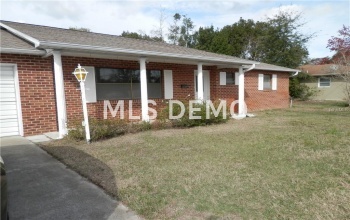 1739 SAXON BOULEVARD, DELTONA, Florida 32725, 3 Bedrooms Bedrooms, 10 Rooms Rooms,2 BathroomsBathrooms,Residential,For sale,SAXON,V4722933