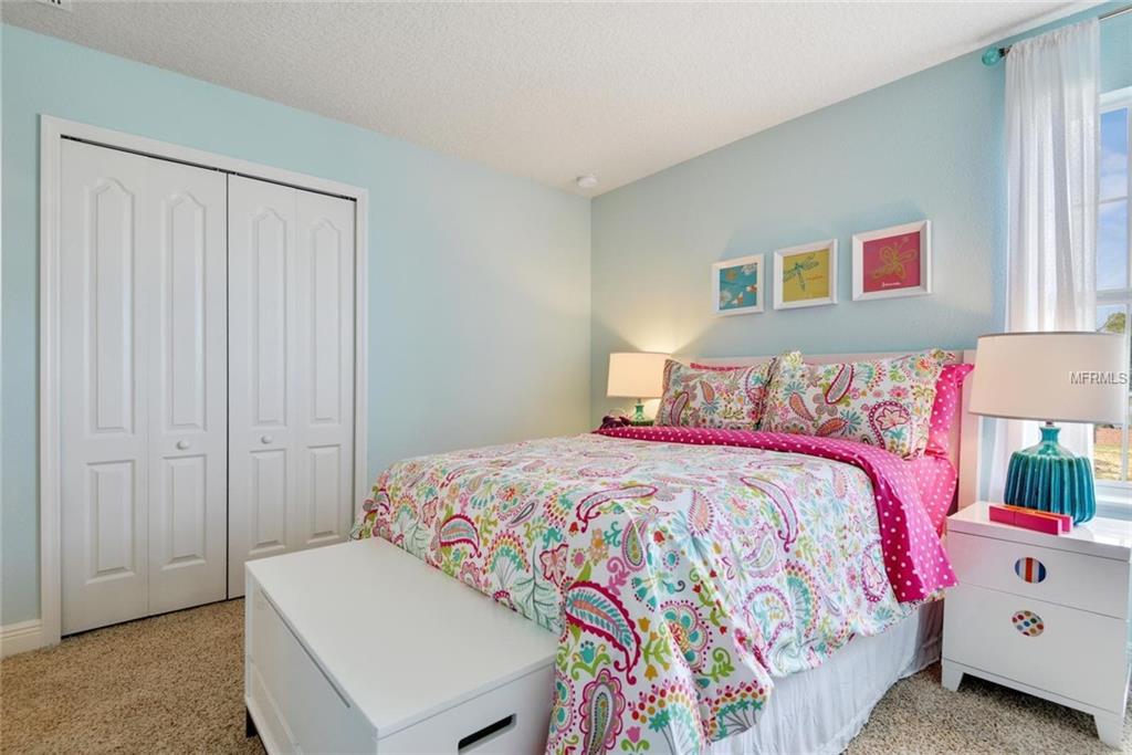 340 SUMMER SQUALL ROAD, DAVENPORT, Florida 33837, 5 Bedrooms Bedrooms, 9 Rooms Rooms,3 BathroomsBathrooms,Residential,For sale,SUMMER SQUALL,W7631581