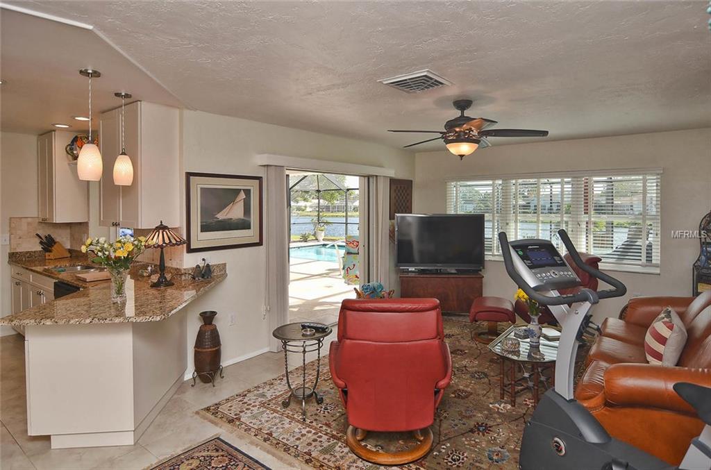 1704 SKLAR COURT, VENICE, Florida 34293, 2 Bedrooms Bedrooms, 5 Rooms Rooms,2 BathroomsBathrooms,Residential,For sale,SKLAR,N5914472