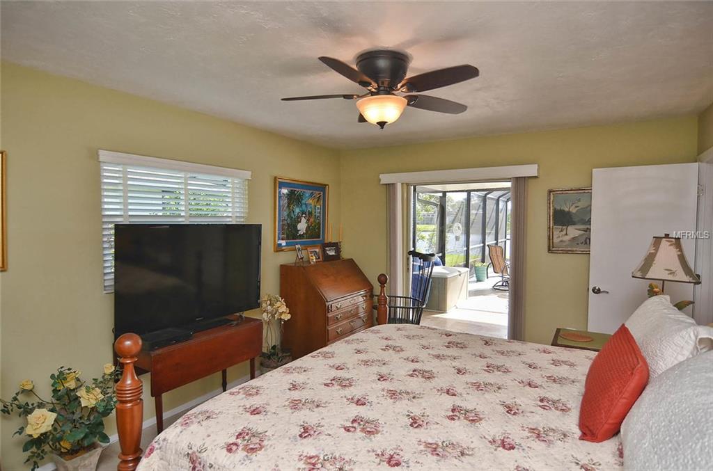 1704 SKLAR COURT, VENICE, Florida 34293, 2 Bedrooms Bedrooms, 5 Rooms Rooms,2 BathroomsBathrooms,Residential,For sale,SKLAR,N5914472