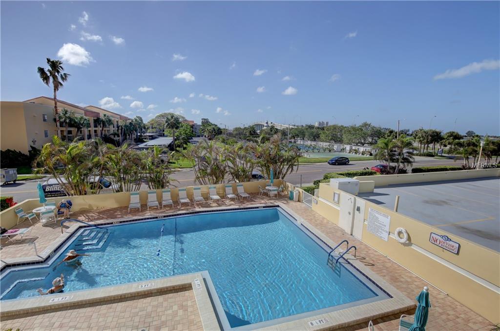 830 S GULFVIEW BOULEVARD, CLEARWATER BEACH, Florida 33767, 2 Bedrooms Bedrooms, 4 Rooms Rooms,2 BathroomsBathrooms,Residential,For sale,GULFVIEW,U7836189