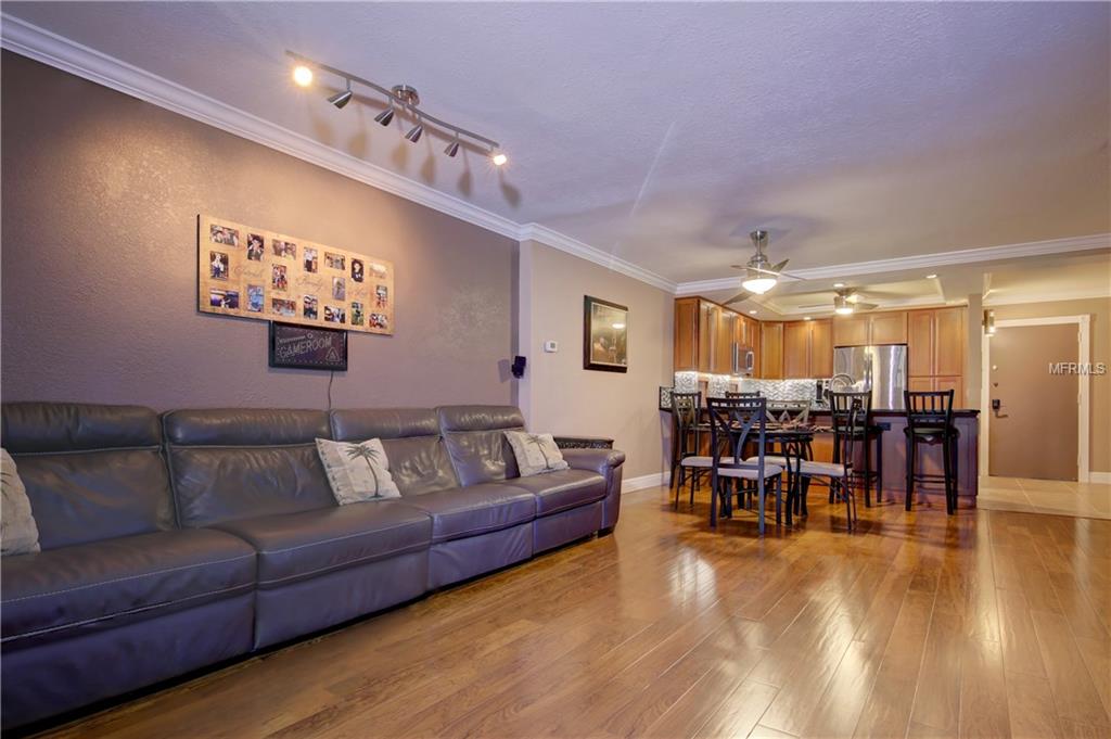 830 S GULFVIEW BOULEVARD, CLEARWATER BEACH, Florida 33767, 2 Bedrooms Bedrooms, 4 Rooms Rooms,2 BathroomsBathrooms,Residential,For sale,GULFVIEW,U7836189