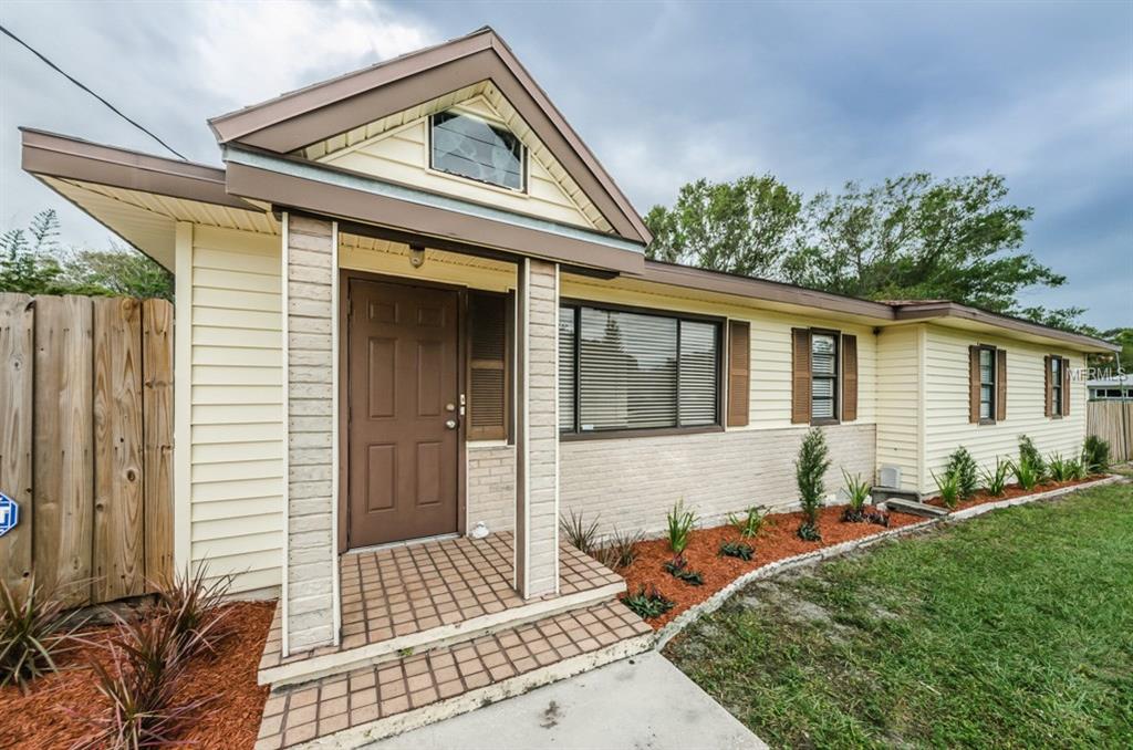 1471 SAN CHRISTOPHER DRIVE, DUNEDIN, Florida 34698, 4 Bedrooms Bedrooms, 11 Rooms Rooms,2 BathroomsBathrooms,Residential,For sale,SAN CHRISTOPHER,U7839695