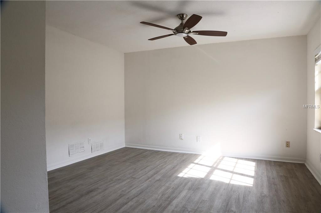 2535 MEADOWOOD DRIVE, NEW PORT RICHEY, Florida 34655, 4 Bedrooms Bedrooms, 5 Rooms Rooms,3 BathroomsBathrooms,Residential,For sale,MEADOWOOD,W7636256