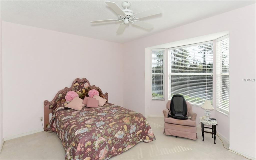 9601 CASTLE POINT DRIVE, SARASOTA, Florida 34238, 2 Bedrooms Bedrooms, 6 Rooms Rooms,2 BathroomsBathrooms,Residential,For sale,CASTLE POINT,A4206287
