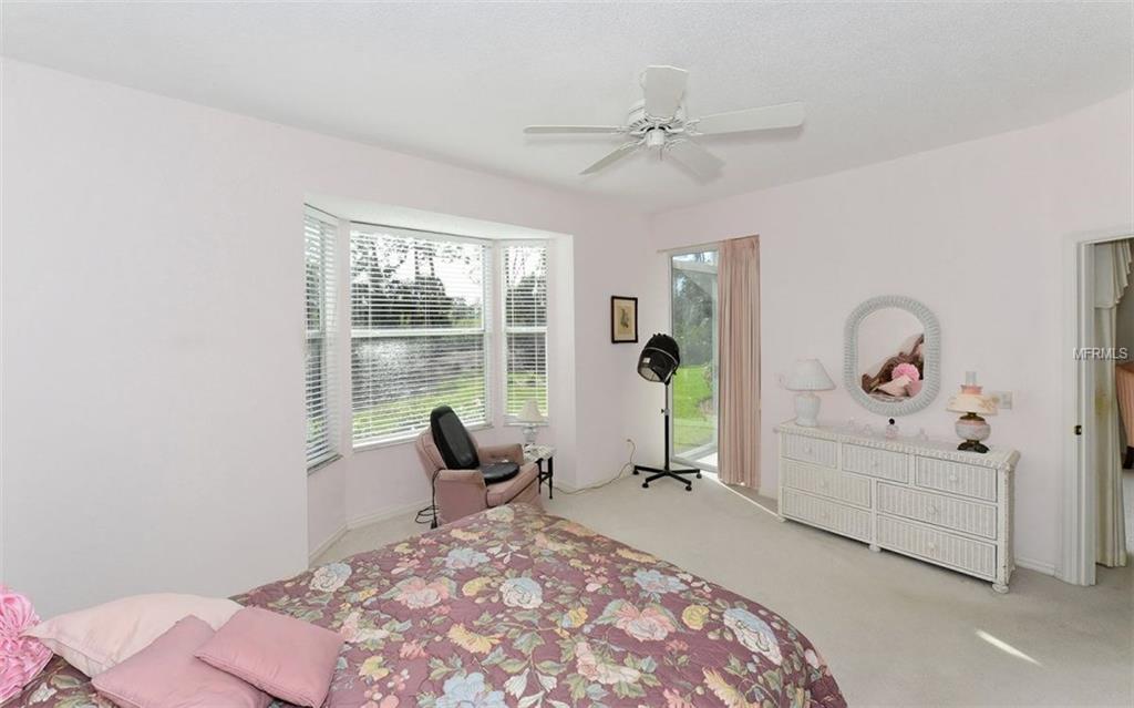 9601 CASTLE POINT DRIVE, SARASOTA, Florida 34238, 2 Bedrooms Bedrooms, 6 Rooms Rooms,2 BathroomsBathrooms,Residential,For sale,CASTLE POINT,A4206287