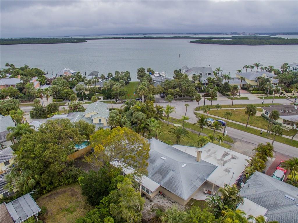 1040 MANDALAY AVENUE, CLEARWATER BEACH, Florida 33767, 3 Bedrooms Bedrooms, 6 Rooms Rooms,3 BathroomsBathrooms,Residential,For sale,MANDALAY,U7844275