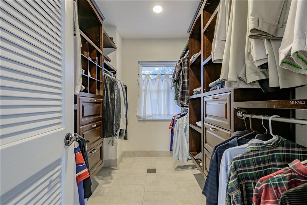 1040 MANDALAY AVENUE, CLEARWATER BEACH, Florida 33767, 3 Bedrooms Bedrooms, 6 Rooms Rooms,3 BathroomsBathrooms,Residential,For sale,MANDALAY,U7844275