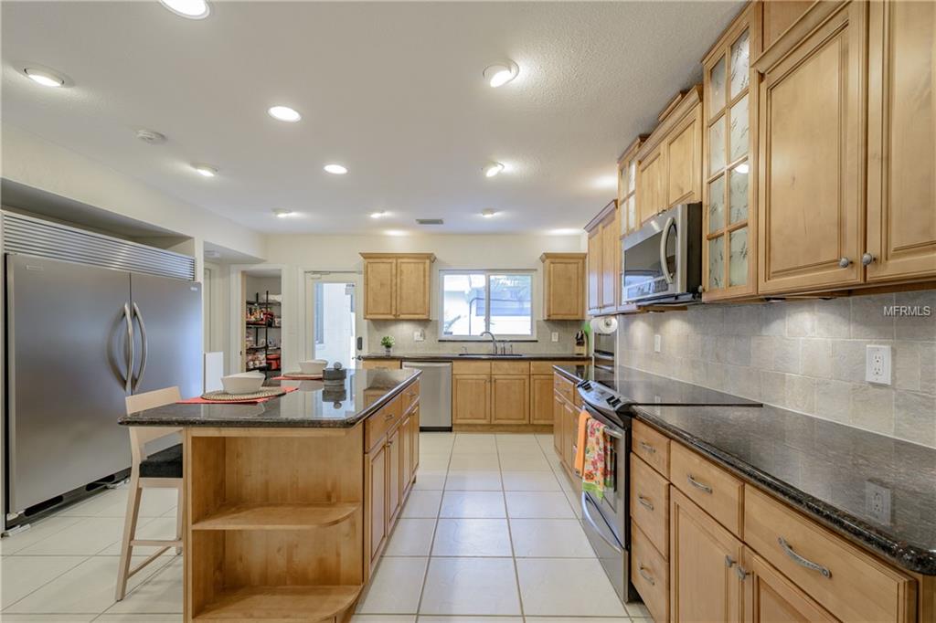 1040 MANDALAY AVENUE, CLEARWATER BEACH, Florida 33767, 3 Bedrooms Bedrooms, 6 Rooms Rooms,3 BathroomsBathrooms,Residential,For sale,MANDALAY,U7844275