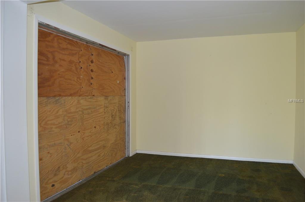 2060 LAGUNA DRIVE, INDIAN LAKE ESTATES, Florida 33855, 3 Bedrooms Bedrooms, 8 Rooms Rooms,1 BathroomBathrooms,Residential,For sale,LAGUNA,P4719018