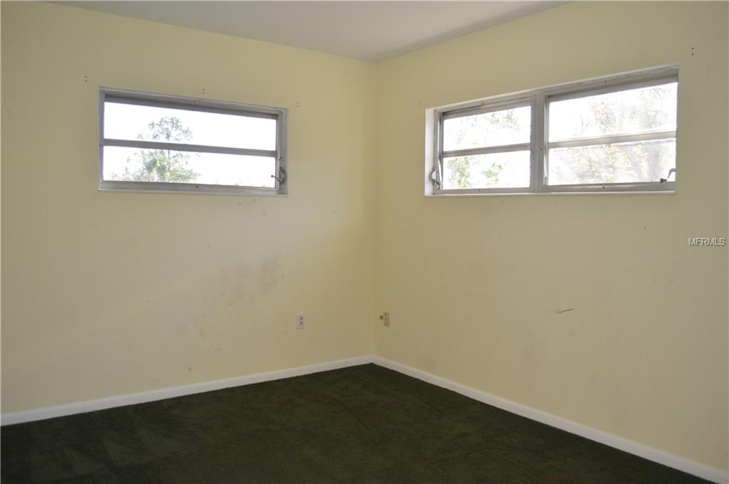 2060 LAGUNA DRIVE, INDIAN LAKE ESTATES, Florida 33855, 3 Bedrooms Bedrooms, 8 Rooms Rooms,1 BathroomBathrooms,Residential,For sale,LAGUNA,P4719018