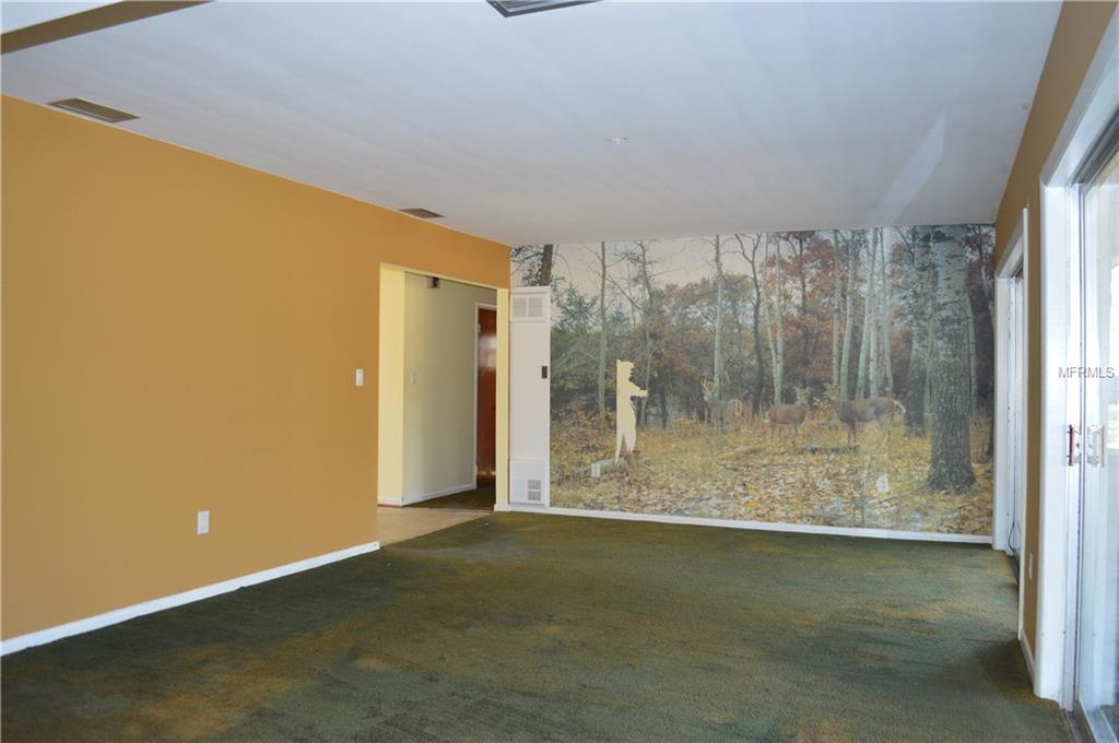 2060 LAGUNA DRIVE, INDIAN LAKE ESTATES, Florida 33855, 3 Bedrooms Bedrooms, 8 Rooms Rooms,1 BathroomBathrooms,Residential,For sale,LAGUNA,P4719018