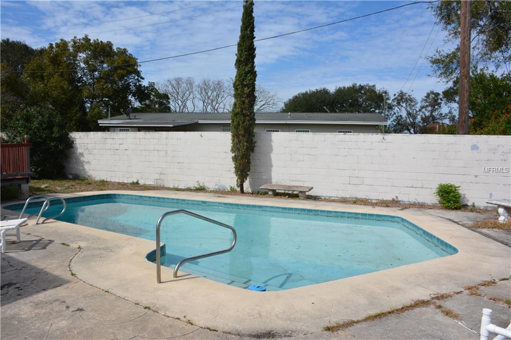 5713 PERRINE DRIVE, ORLANDO, Florida 32808, 3 Bedrooms Bedrooms, 7 Rooms Rooms,2 BathroomsBathrooms,Residential,For sale,PERRINE,O5561659