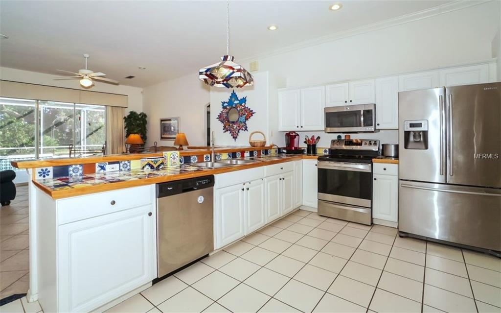 4338 BRECKENRIDGE WAY, SARASOTA, Florida 34235, 3 Bedrooms Bedrooms, 7 Rooms Rooms,2 BathroomsBathrooms,Residential,For sale,BRECKENRIDGE,A4210144