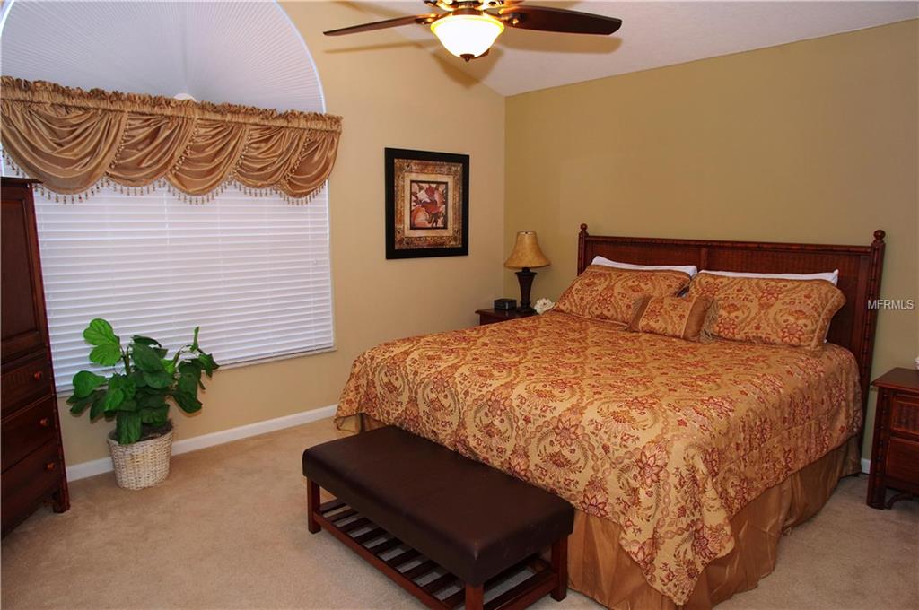 8185 FAN PALM WAY, KISSIMMEE, Florida 34747, 6 Bedrooms Bedrooms, 8 Rooms Rooms,3 BathroomsBathrooms,Residential,For sale,FAN PALM,O5533320