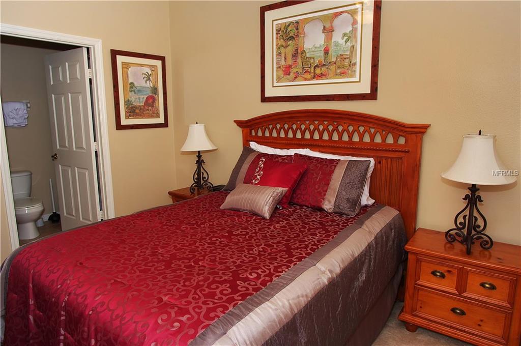 8185 FAN PALM WAY, KISSIMMEE, Florida 34747, 6 Bedrooms Bedrooms, 8 Rooms Rooms,3 BathroomsBathrooms,Residential,For sale,FAN PALM,O5533320