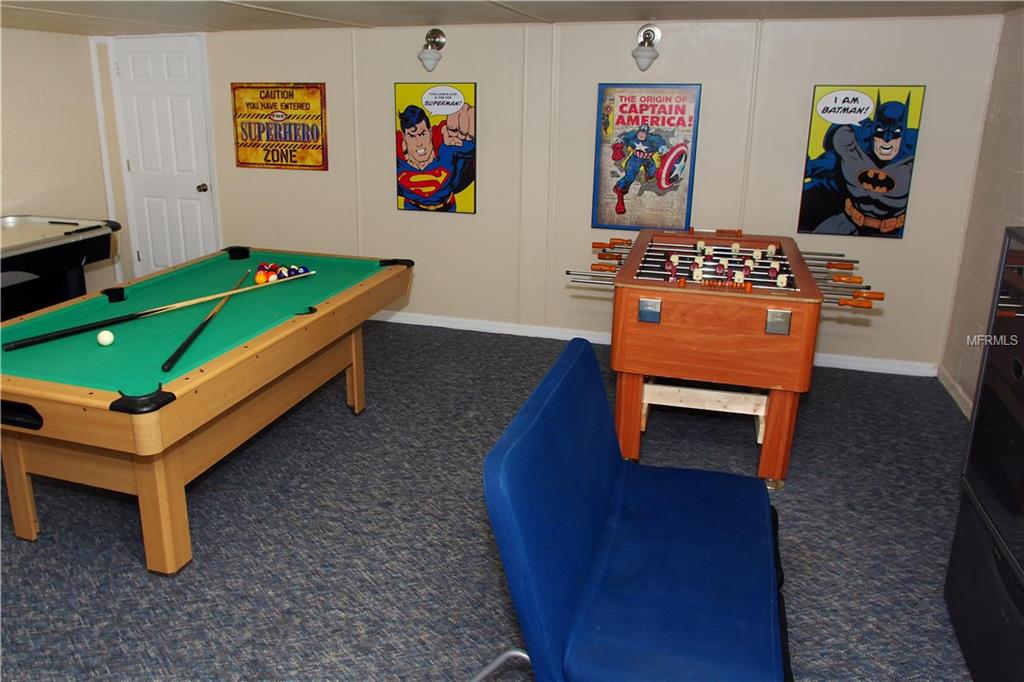 8185 FAN PALM WAY, KISSIMMEE, Florida 34747, 6 Bedrooms Bedrooms, 8 Rooms Rooms,3 BathroomsBathrooms,Residential,For sale,FAN PALM,O5533320