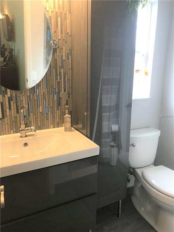 1361 WINDSOR DRIVE, CLEARWATER, Florida 33756, 3 Bedrooms Bedrooms, 6 Rooms Rooms,2 BathroomsBathrooms,Residential,For sale,WINDSOR,U7843574