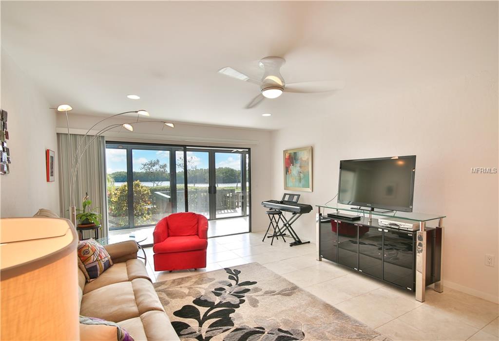 1510 PELICAN POINT DRIVE, SARASOTA, Florida 34231, 2 Bedrooms Bedrooms, 5 Rooms Rooms,3 BathroomsBathrooms,Residential,For sale,PELICAN POINT,A4208380