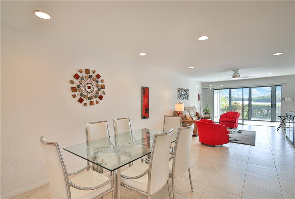 1510 PELICAN POINT DRIVE, SARASOTA, Florida 34231, 2 Bedrooms Bedrooms, 5 Rooms Rooms,3 BathroomsBathrooms,Residential,For sale,PELICAN POINT,A4208380