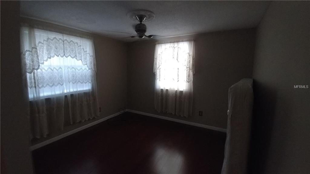 324 W CENTRAL AVENUE, BUSHNELL, Florida 33513, 4 Bedrooms Bedrooms, 3 Rooms Rooms,2 BathroomsBathrooms,Residential,For sale,CENTRAL,G4852349