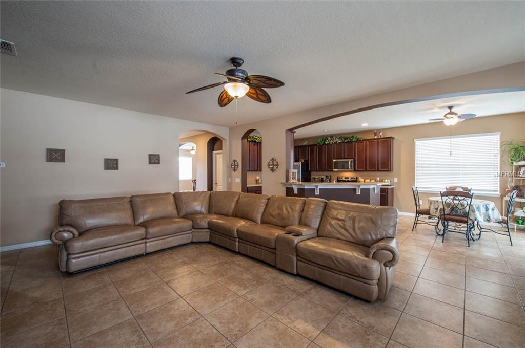 1518 RHODESWELL LANE, DOVER, Florida 33527, 4 Bedrooms Bedrooms, 7 Rooms Rooms,2 BathroomsBathrooms,Residential,For sale,RHODESWELL,T2927637