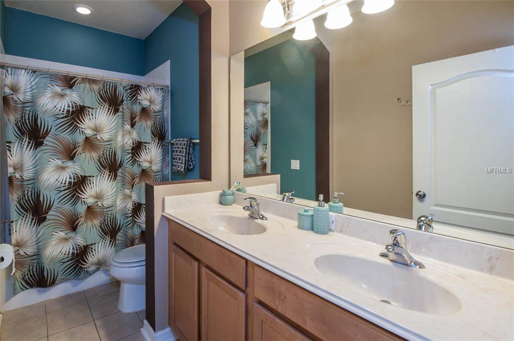 1518 RHODESWELL LANE, DOVER, Florida 33527, 4 Bedrooms Bedrooms, 7 Rooms Rooms,2 BathroomsBathrooms,Residential,For sale,RHODESWELL,T2927637