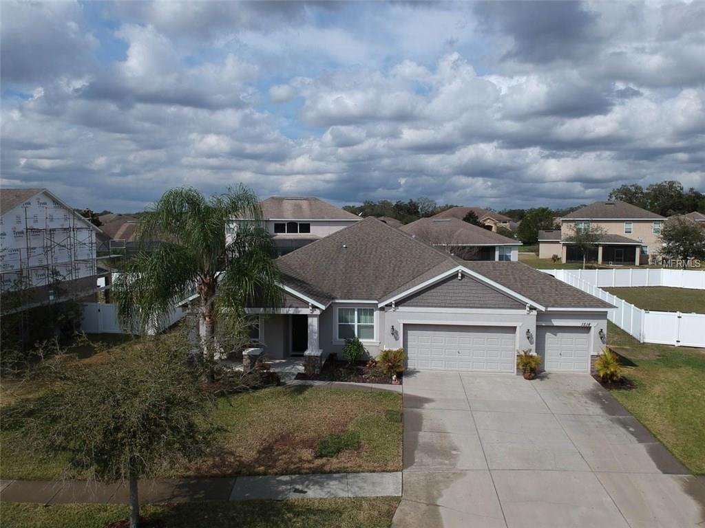 1518 RHODESWELL LANE, DOVER, Florida 33527, 4 Bedrooms Bedrooms, 7 Rooms Rooms,2 BathroomsBathrooms,Residential,For sale,RHODESWELL,T2927637