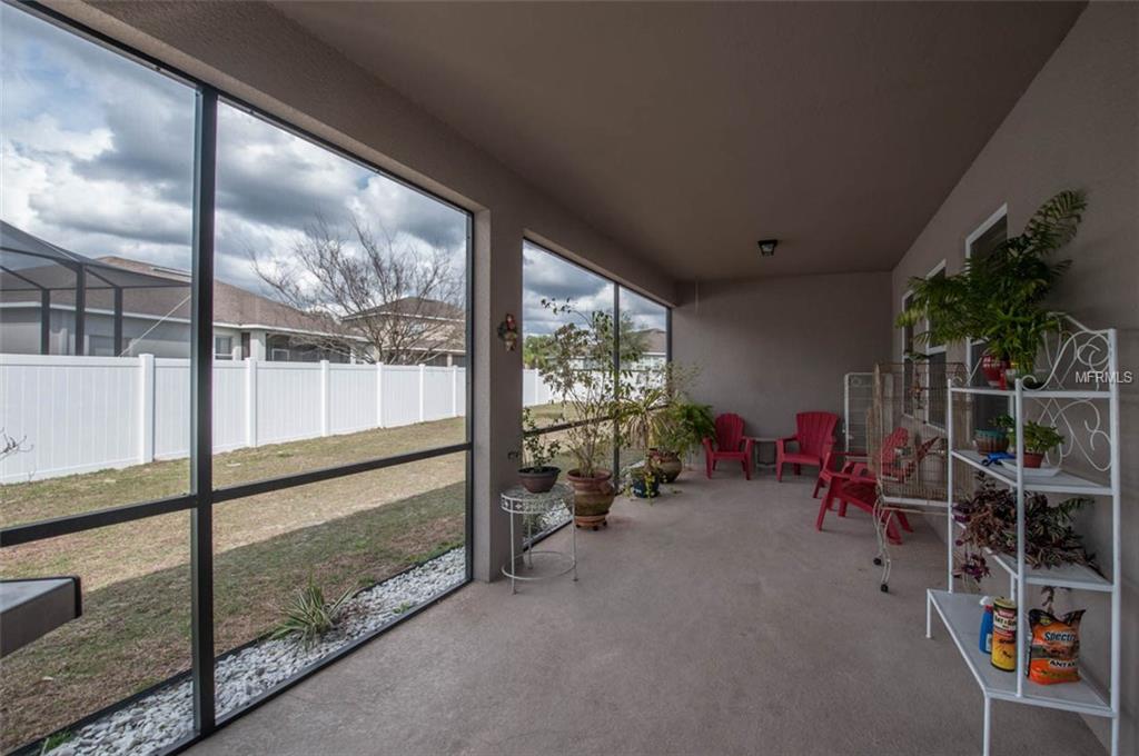 1518 RHODESWELL LANE, DOVER, Florida 33527, 4 Bedrooms Bedrooms, 7 Rooms Rooms,2 BathroomsBathrooms,Residential,For sale,RHODESWELL,T2927637