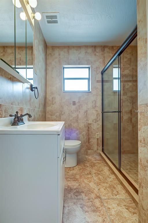 17919 CROOKED LANE, LUTZ, Florida 33548, 3 Bedrooms Bedrooms, 4 Rooms Rooms,2 BathroomsBathrooms,Residential,For sale,CROOKED,W7637830