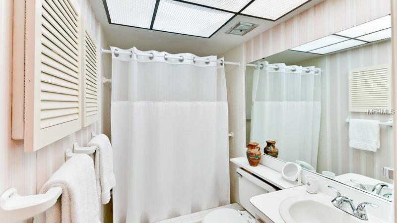 6400 FLOTILLA DRIVE, HOLMES BEACH, Florida 34217, 2 Bedrooms Bedrooms, 6 Rooms Rooms,2 BathroomsBathrooms,Residential,For sale,FLOTILLA,A4178984