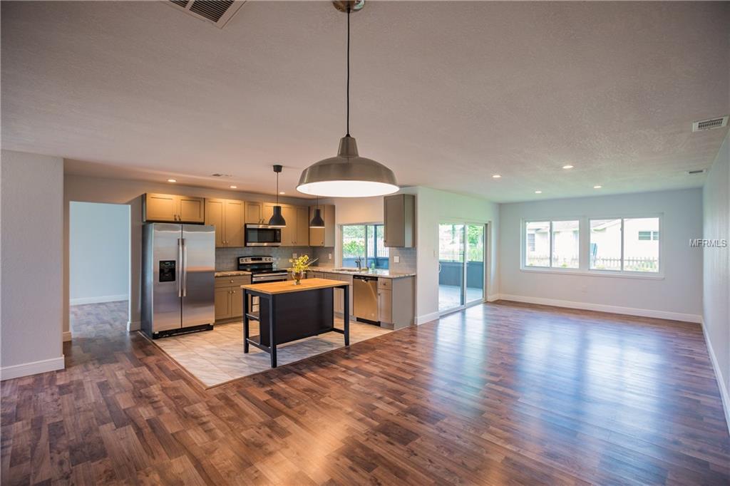 2470 IVANHOE STREET, PORT CHARLOTTE, Florida 33952, 3 Bedrooms Bedrooms, 9 Rooms Rooms,2 BathroomsBathrooms,Residential,For sale,IVANHOE,C7242960