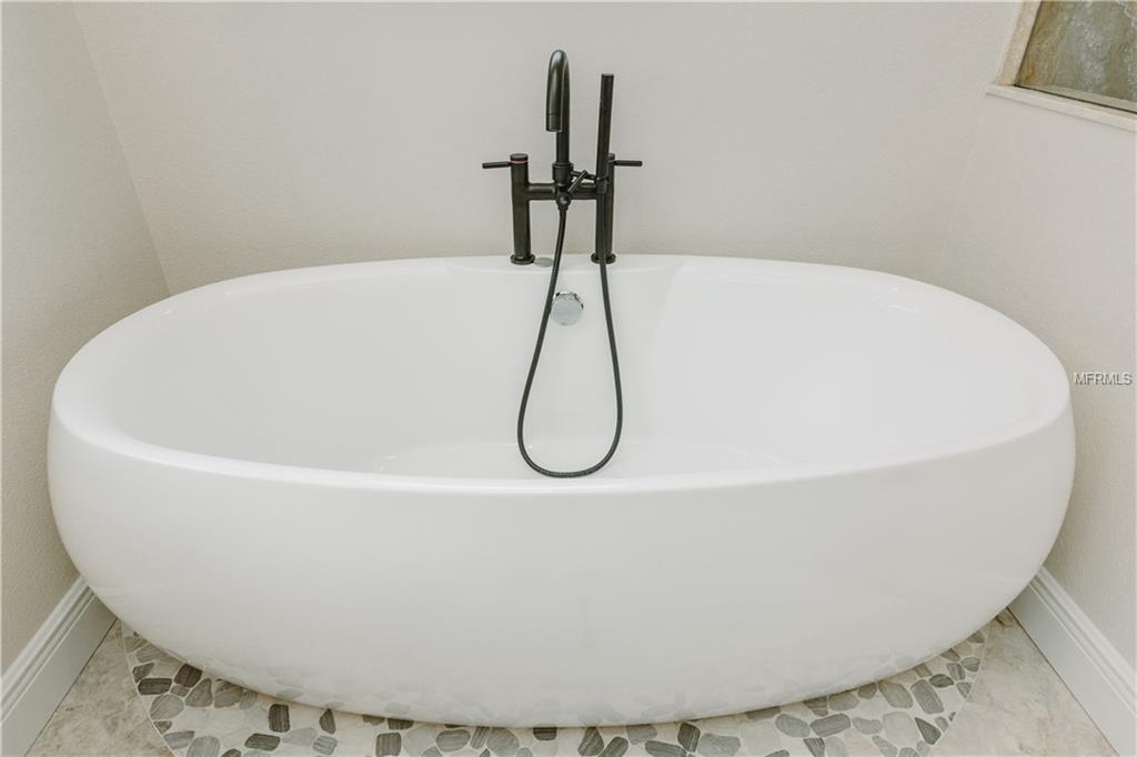 5074 ACKLEY TERRACE, PORT CHARLOTTE, Florida 33981, 4 Bedrooms Bedrooms, 8 Rooms Rooms,3 BathroomsBathrooms,Residential,For sale,ACKLEY,C7244729