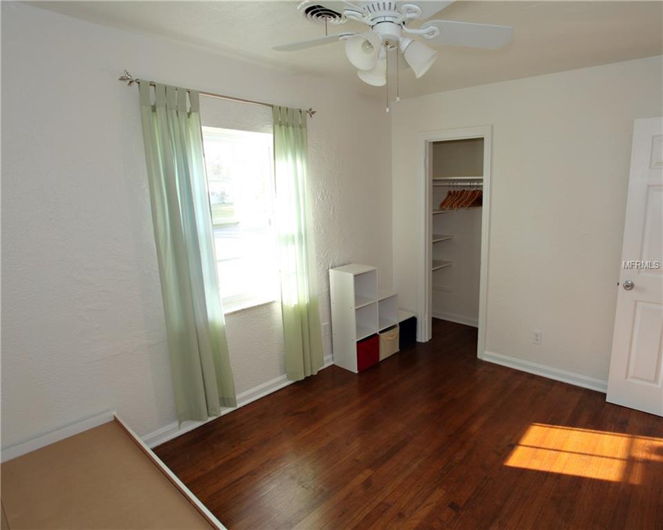 704 CANTERBURY LANE, KISSIMMEE, Florida 34741, 4 Bedrooms Bedrooms, 10 Rooms Rooms,2 BathroomsBathrooms,Residential,For sale,CANTERBURY,S4855000