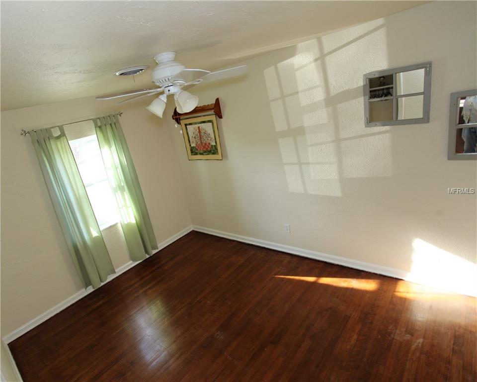 704 CANTERBURY LANE, KISSIMMEE, Florida 34741, 4 Bedrooms Bedrooms, 10 Rooms Rooms,2 BathroomsBathrooms,Residential,For sale,CANTERBURY,S4855000