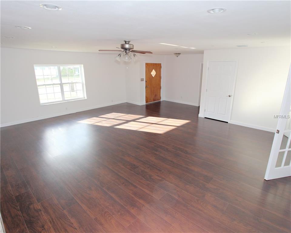 704 CANTERBURY LANE, KISSIMMEE, Florida 34741, 4 Bedrooms Bedrooms, 10 Rooms Rooms,2 BathroomsBathrooms,Residential,For sale,CANTERBURY,S4855000