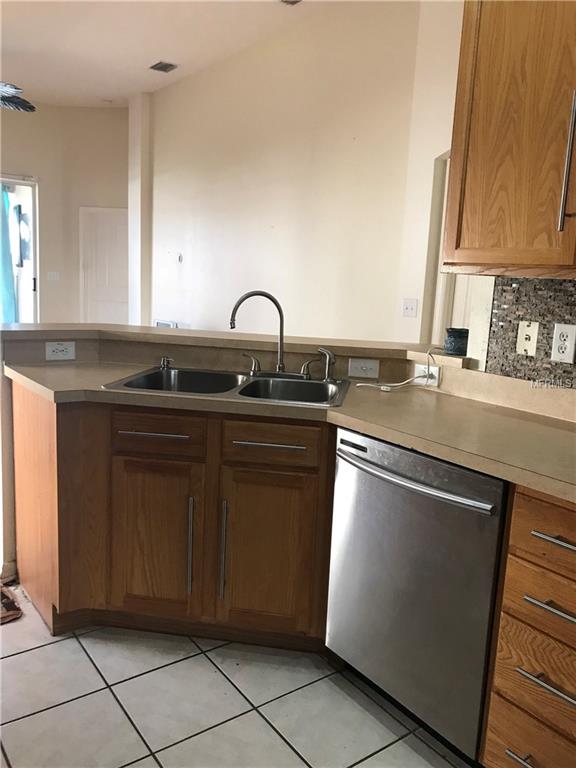 31333 SHAKER CIRCLE, WESLEY CHAPEL, Florida 33543, 2 Bedrooms Bedrooms, 3 Rooms Rooms,2 BathroomsBathrooms,Residential,For sale,SHAKER,T2923335