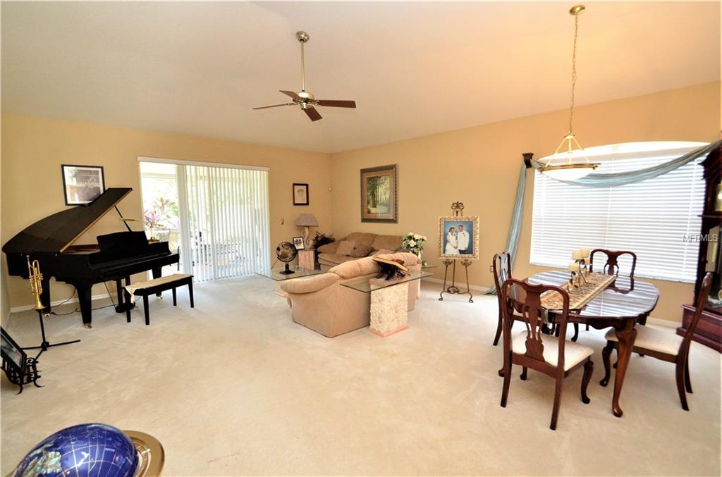 11847 DERBYSHIRE DRIVE, TAMPA, Florida 33626, 3 Bedrooms Bedrooms, 8 Rooms Rooms,2 BathroomsBathrooms,Residential,For sale,DERBYSHIRE,U7844925