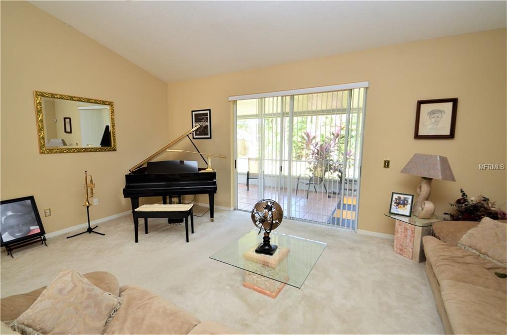 11847 DERBYSHIRE DRIVE, TAMPA, Florida 33626, 3 Bedrooms Bedrooms, 8 Rooms Rooms,2 BathroomsBathrooms,Residential,For sale,DERBYSHIRE,U7844925