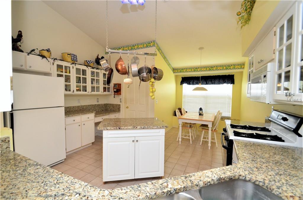 11847 DERBYSHIRE DRIVE, TAMPA, Florida 33626, 3 Bedrooms Bedrooms, 8 Rooms Rooms,2 BathroomsBathrooms,Residential,For sale,DERBYSHIRE,U7844925