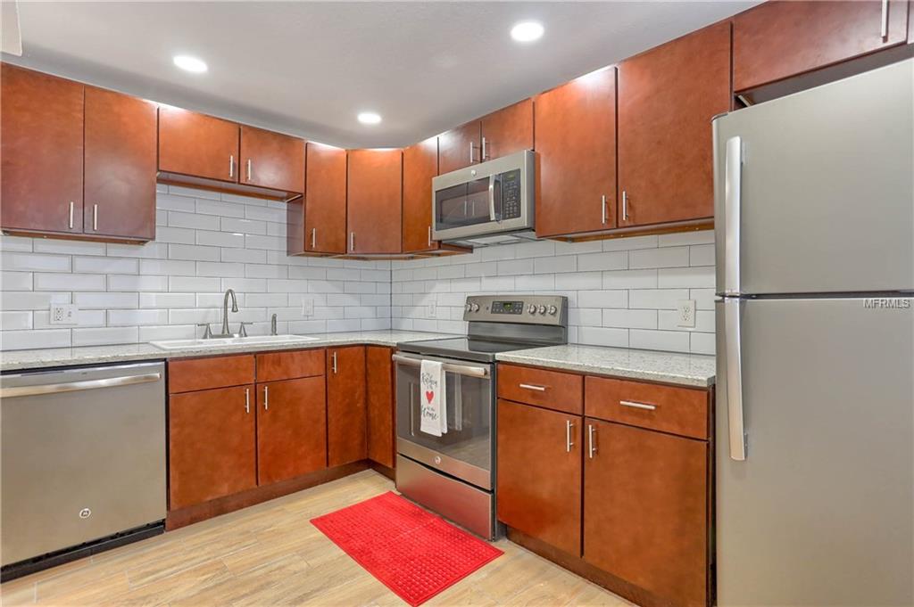 1859 SHORE DRIVE S, SOUTH PASADENA, Florida 33707, 2 Bedrooms Bedrooms, 4 Rooms Rooms,2 BathroomsBathrooms,Residential,For sale,SHORE,U7845448