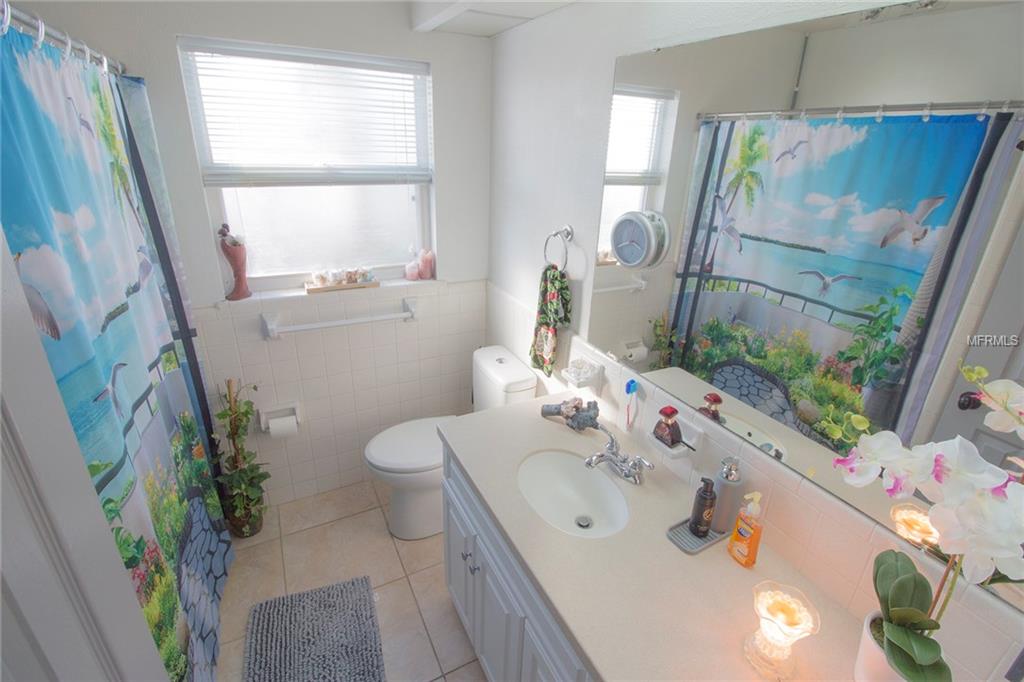 477 FLAMINGO DRIVE, APOLLO BEACH, Florida 33572, 3 Bedrooms Bedrooms, 5 Rooms Rooms,2 BathroomsBathrooms,Residential,For sale,FLAMINGO,T2926350